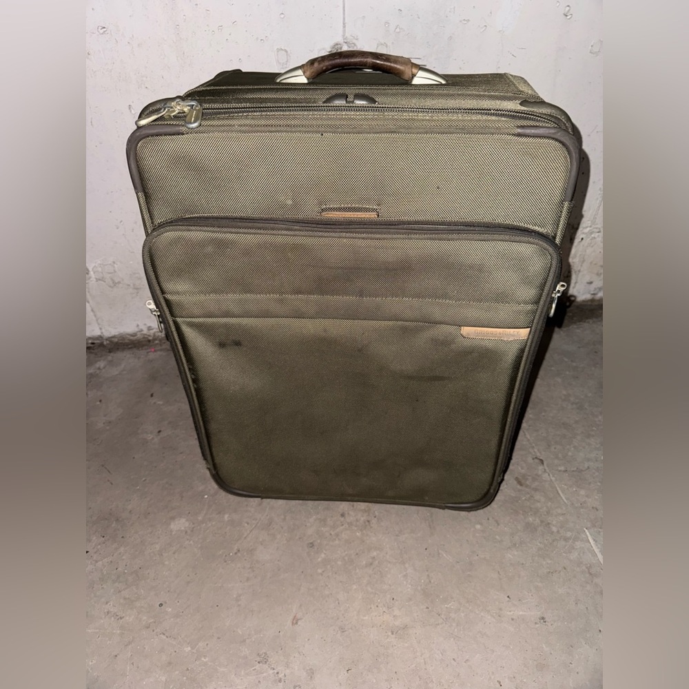 Briggs & Riley Olive Green luggage Travel Bag